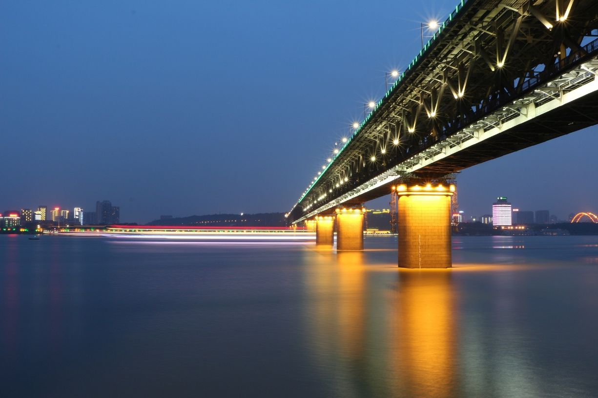 wuhan-puente-rio-yangtse